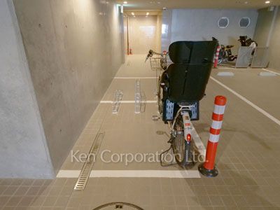  駐輪場