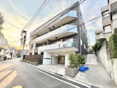 ジーエスグランド代々木上原の写真 外観ひき