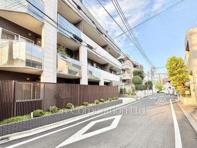 ジーエスグランド代々木上原の写真 外観ひき