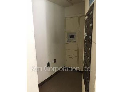 プレミスト新宿都庁前の写真 郵便受け・宅配ボックス