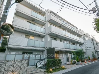 西麻布SBMマンションの写真 外観ひき