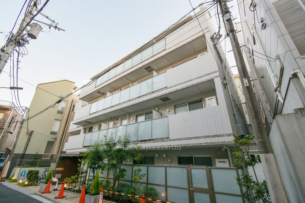 西麻布SBMマンションの写真 外観ひき