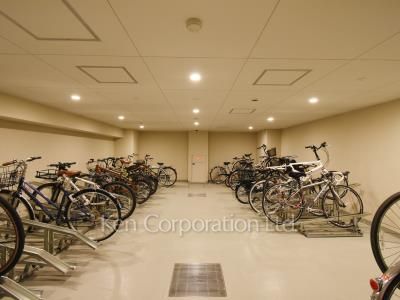 プラウド日本橋人形町パサージュの写真 駐輪場