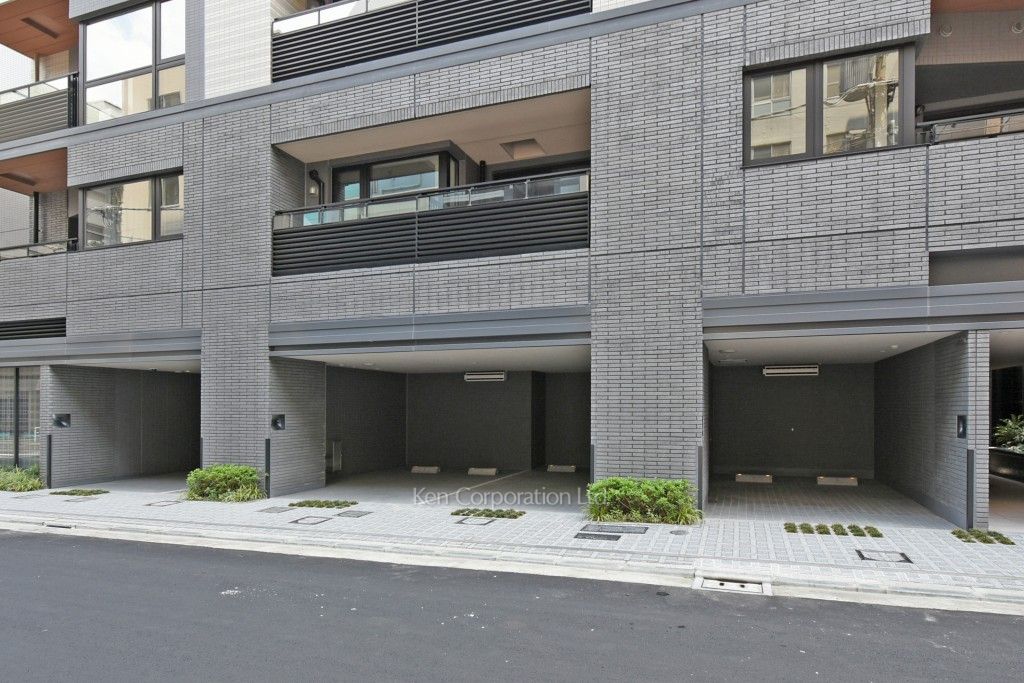 プラウド日本橋人形町パサージュの写真 駐車場