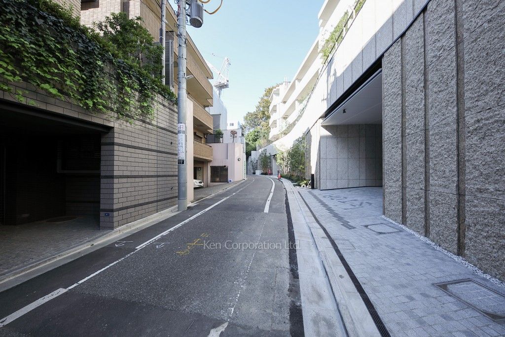 ジオグランデ代々木の杜の写真 前面道路