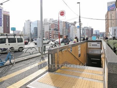  新富町駅