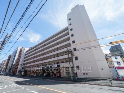 マンションニュー恵比寿の写真 外観ひき