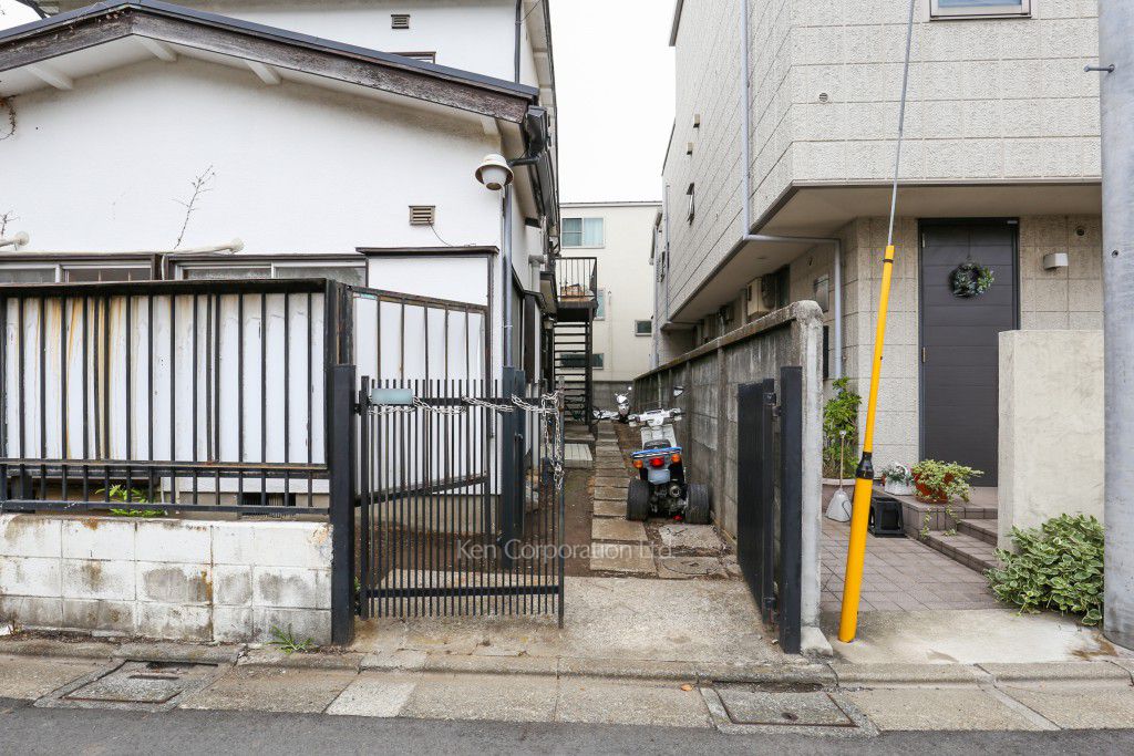 メグロKエステートの写真 外観より