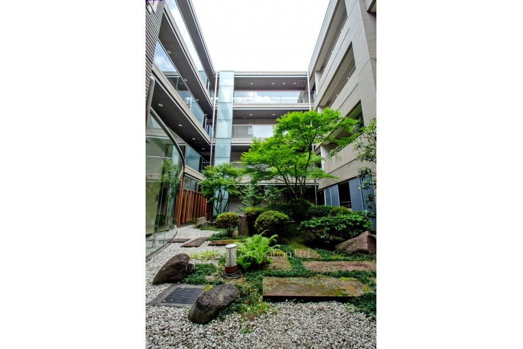  中庭・植栽