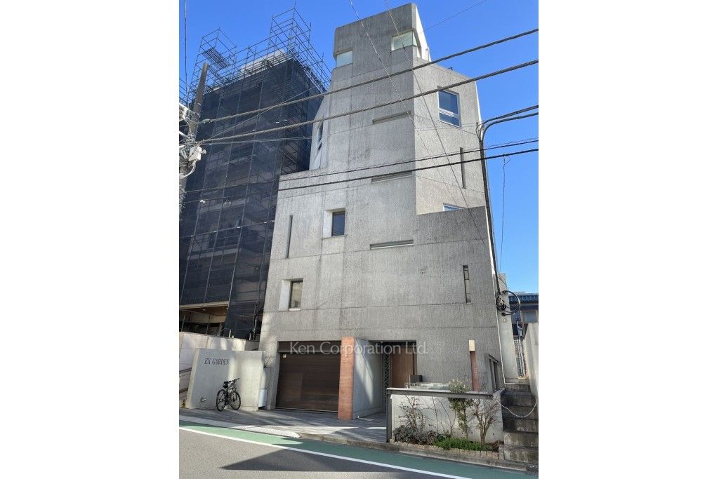  外観ひき