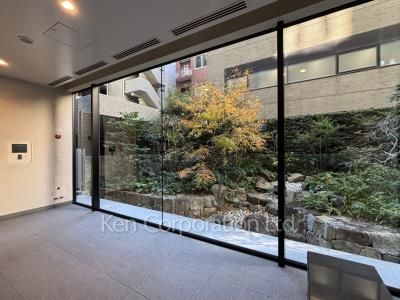 ブランズ六番町の写真 眺望（共用部から）