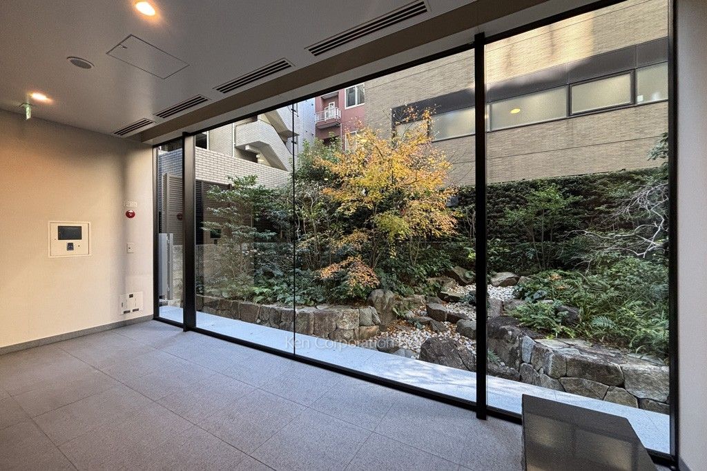 ブランズ六番町の写真 眺望（共用部から）