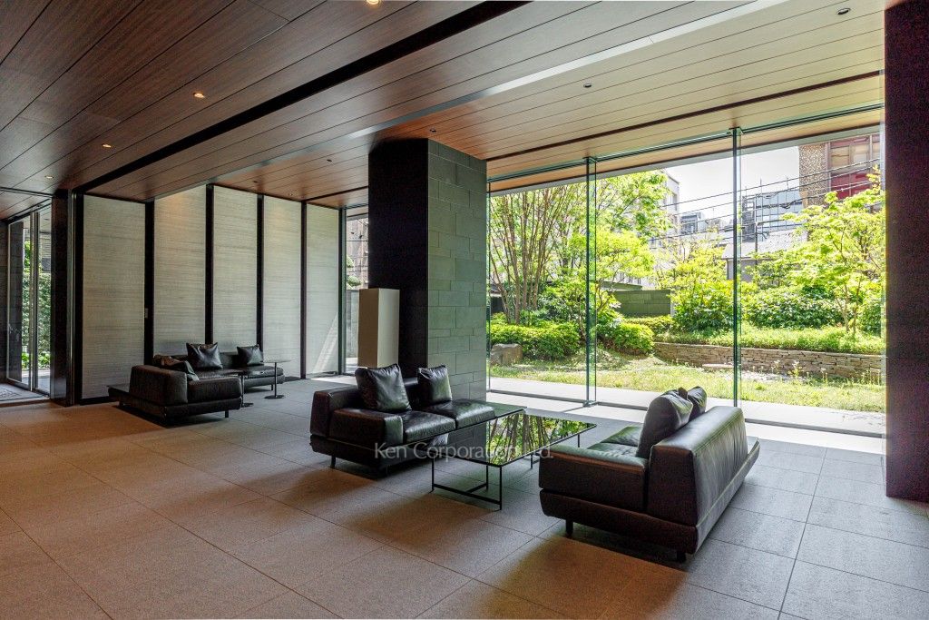 ブランズ六番町の写真 エントランス