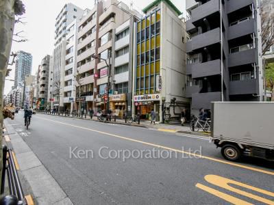 リヴシティ赤坂の写真 前面道路