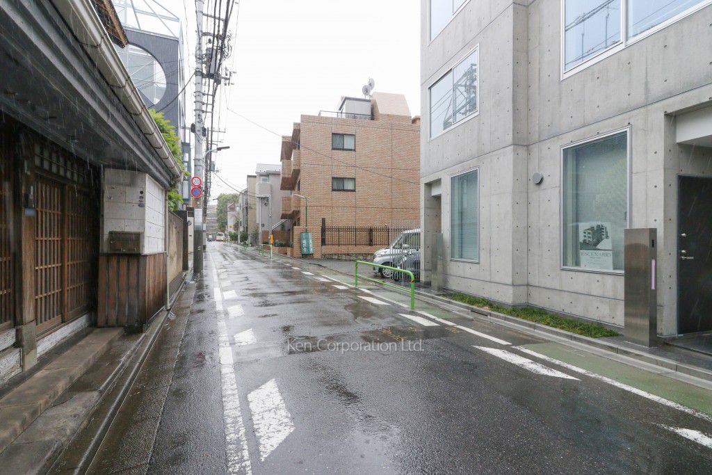 ESCENARIO南麻布の写真 前面道路