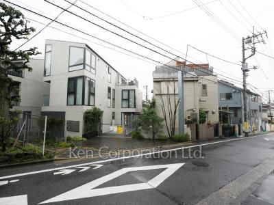 nonetの写真 前面道路