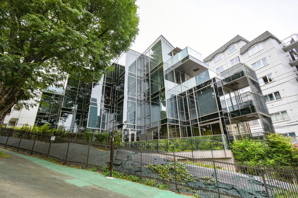 ロイヤルシーズン六本木檜町公園の写真 外観ひき