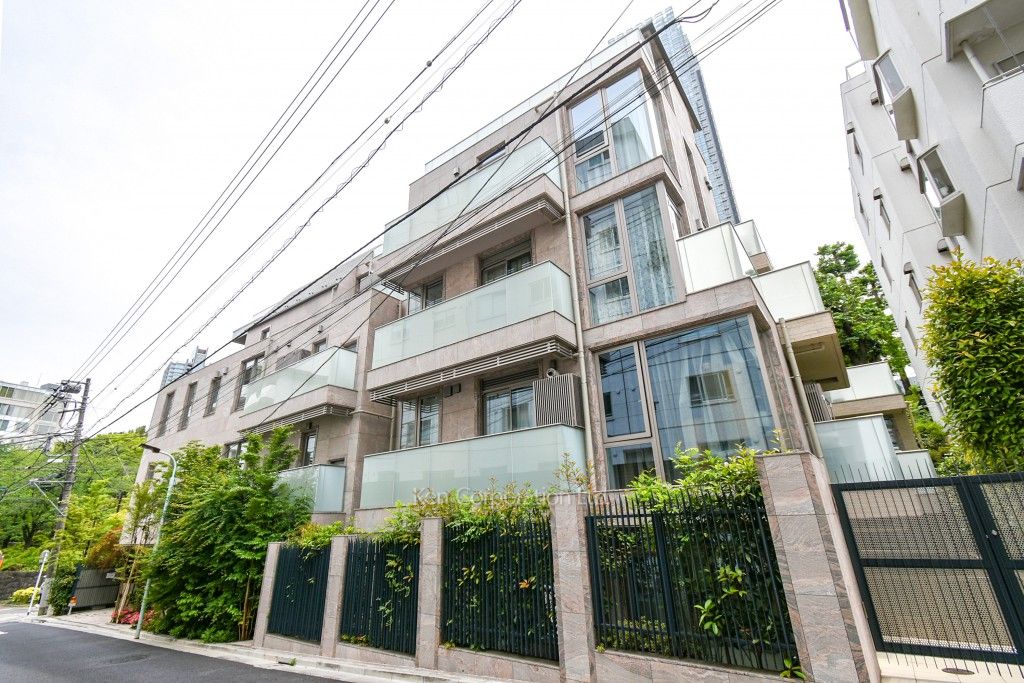 ロイヤルシーズン六本木檜町公園の写真 外観ひき