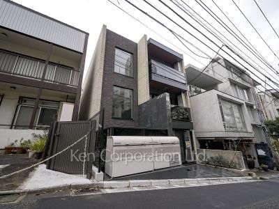 BRAVE赤坂の写真 外観ひき