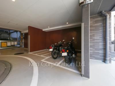  バイク置き場