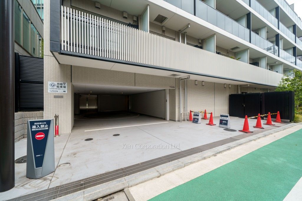 Brillia目黒青葉台の写真 駐車場