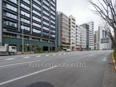 ザ・パークハウス市ヶ谷の写真 前面道路