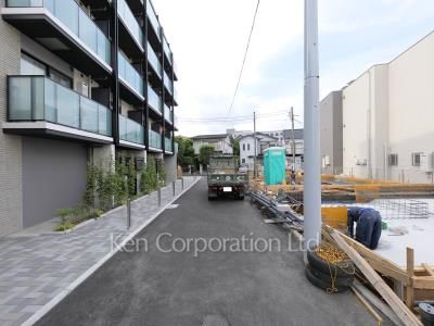 イプセ戸越公園の写真 前面道路