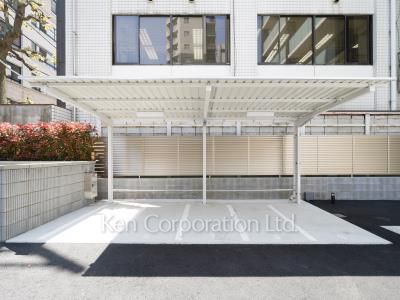 LIGHT TERRACE 新宿御苑の写真 バイク置き場