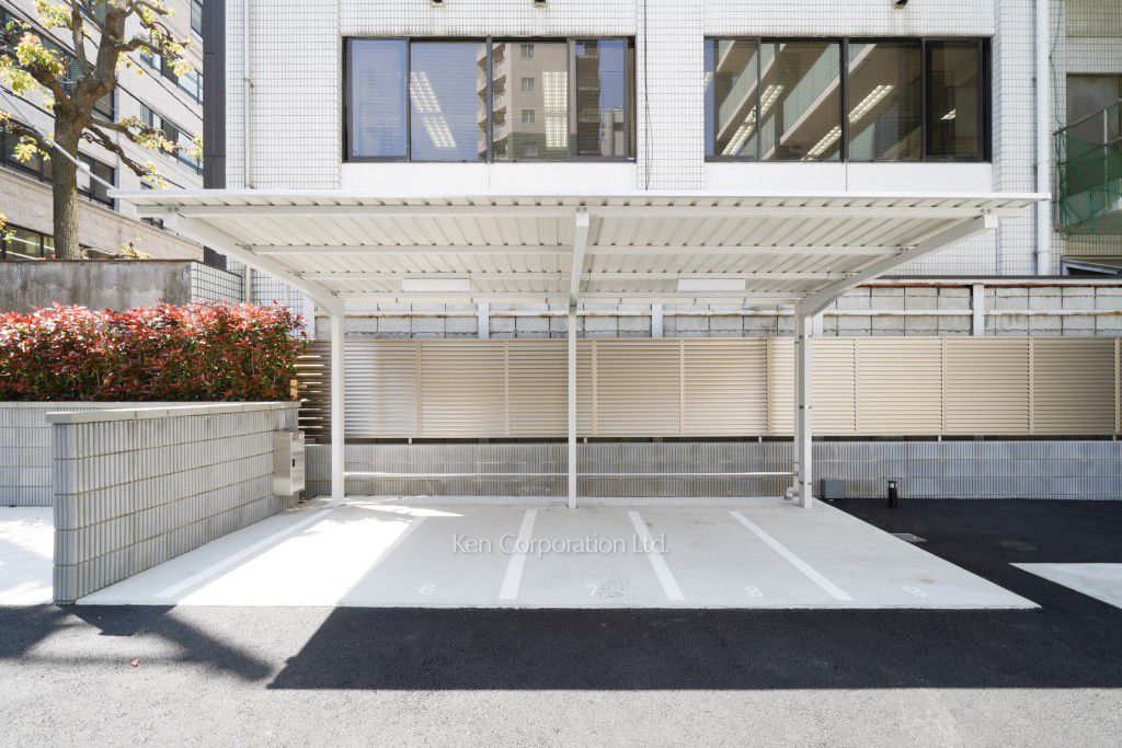 LIGHT TERRACE 新宿御苑の写真 バイク置き場