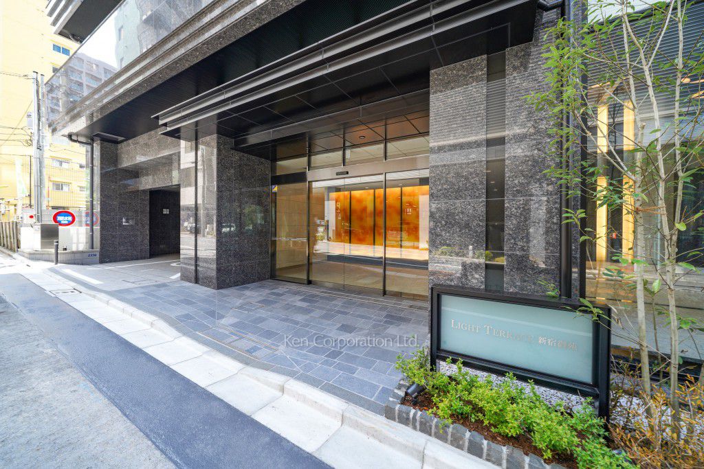 LIGHT TERRACE 新宿御苑の写真 外観より