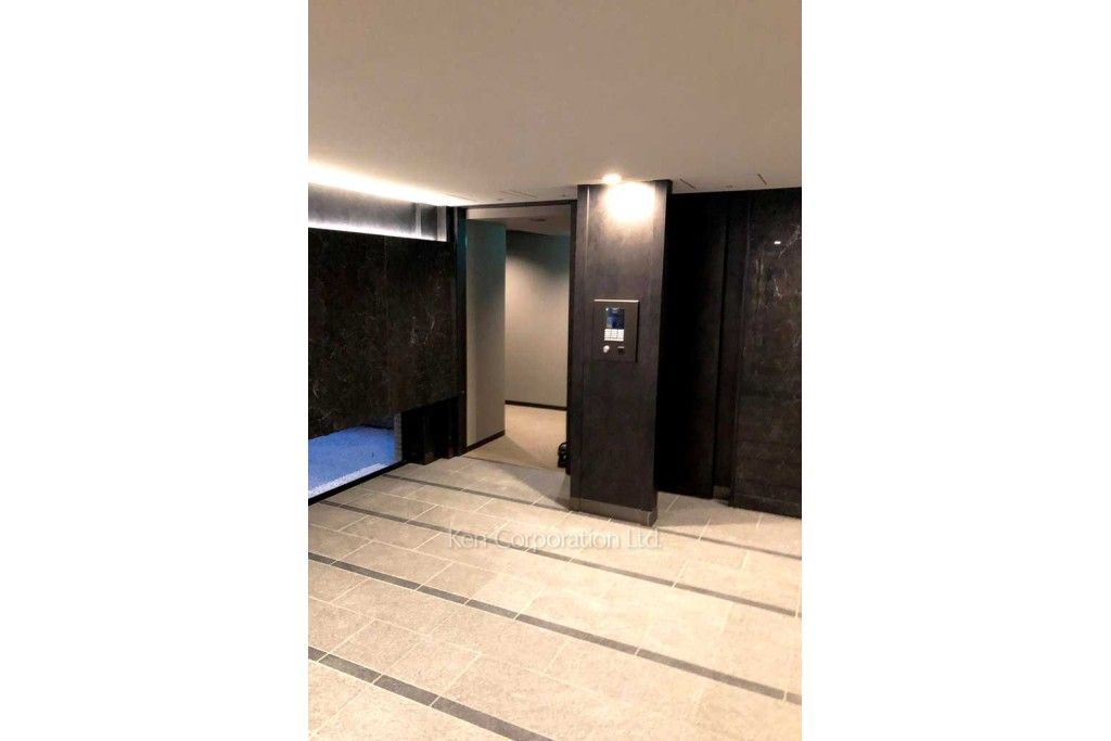 イニシア高輪プレシアスコートの写真 エントランス