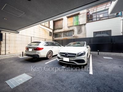 プラウドフラット月島アベニューの写真 駐車場
