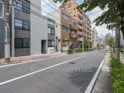 LIFEED CREAL広尾の写真 前面道路
