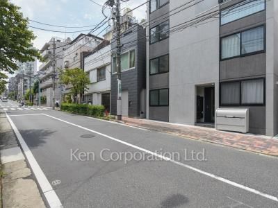 LIFEED CREAL広尾の写真 前面道路