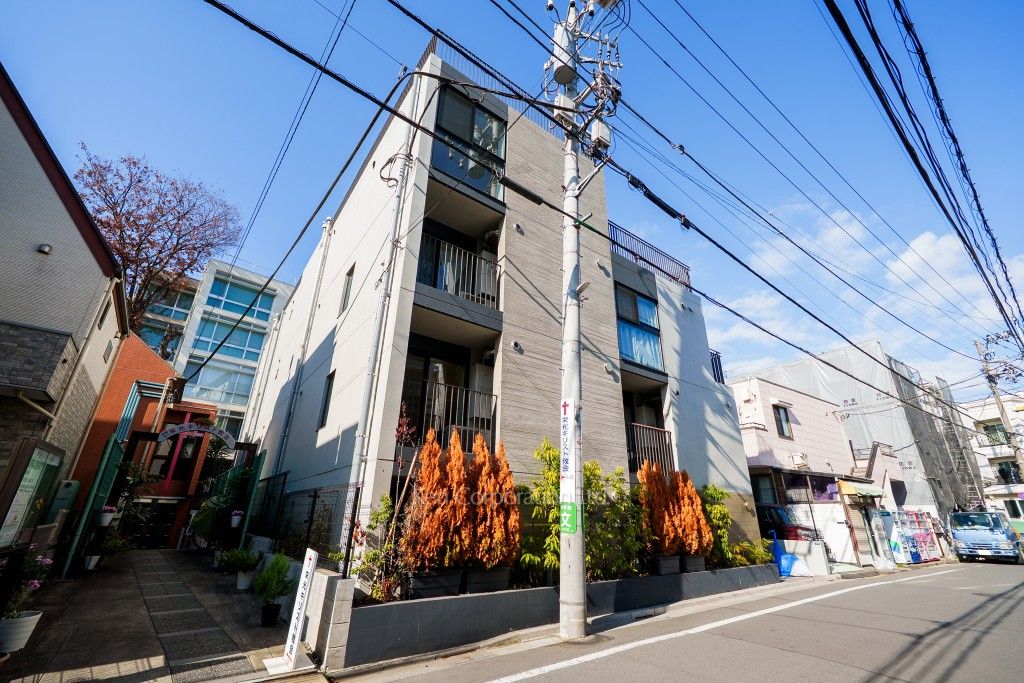 ANQI代々木公園前の写真 外観ひき