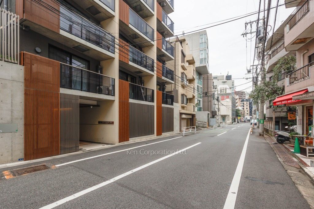ウェルスクエアイズム恵比寿の写真 前面道路