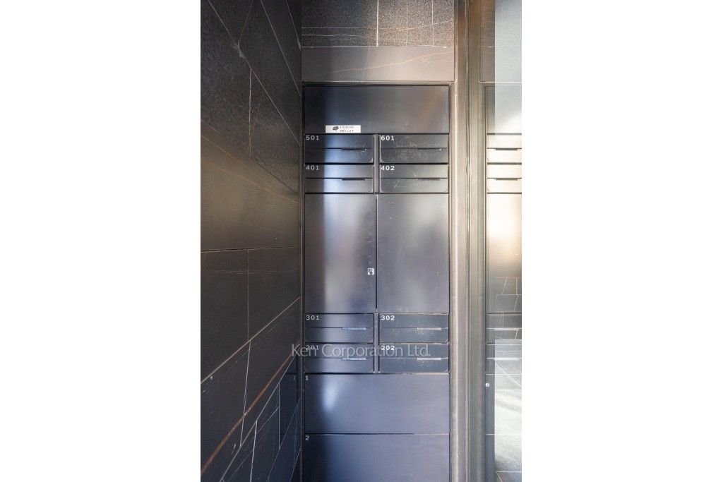 ロイヤルシーズン東麻布の写真 郵便受け・宅配ボックス