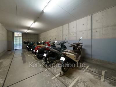 グリーンホームズⅡの写真 バイク置き場