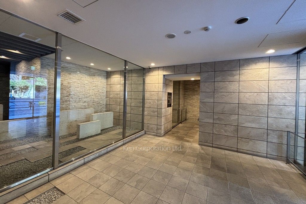 アトラス市ヶ谷の写真 エントランス