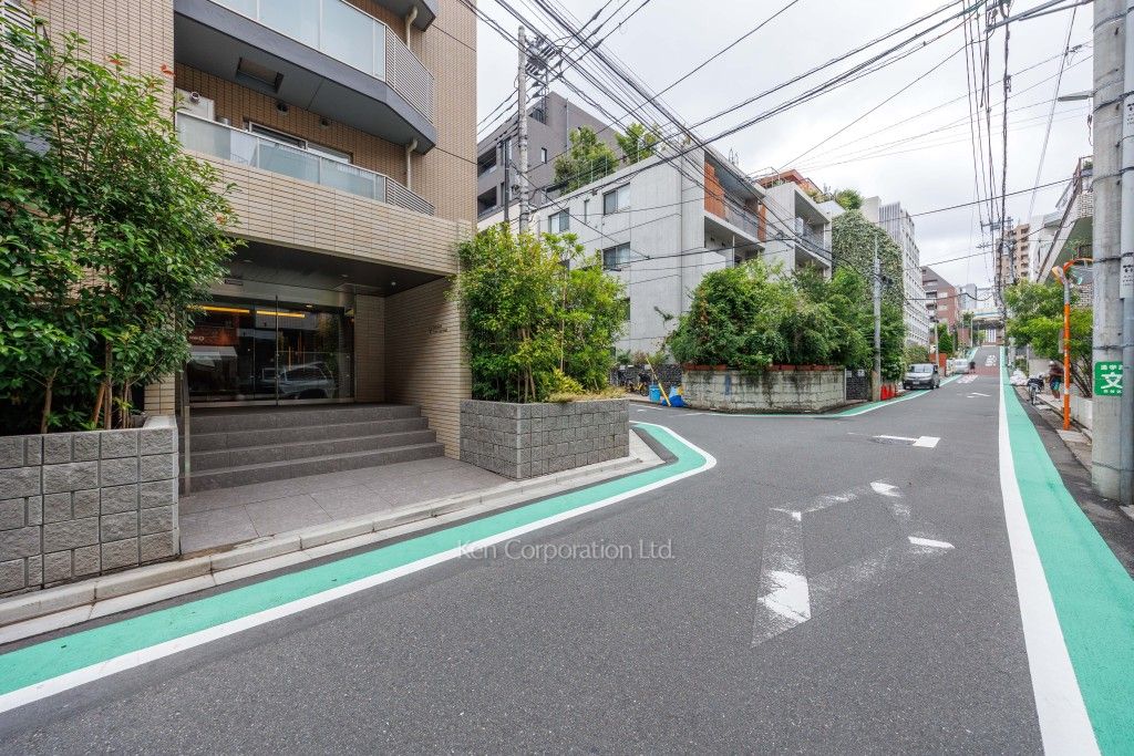 参宮橋ビューアパートメントの写真 前面道路