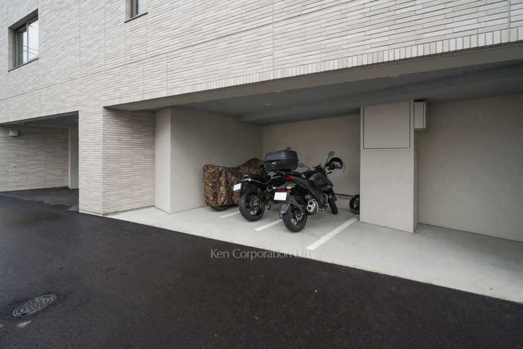  バイク置き場