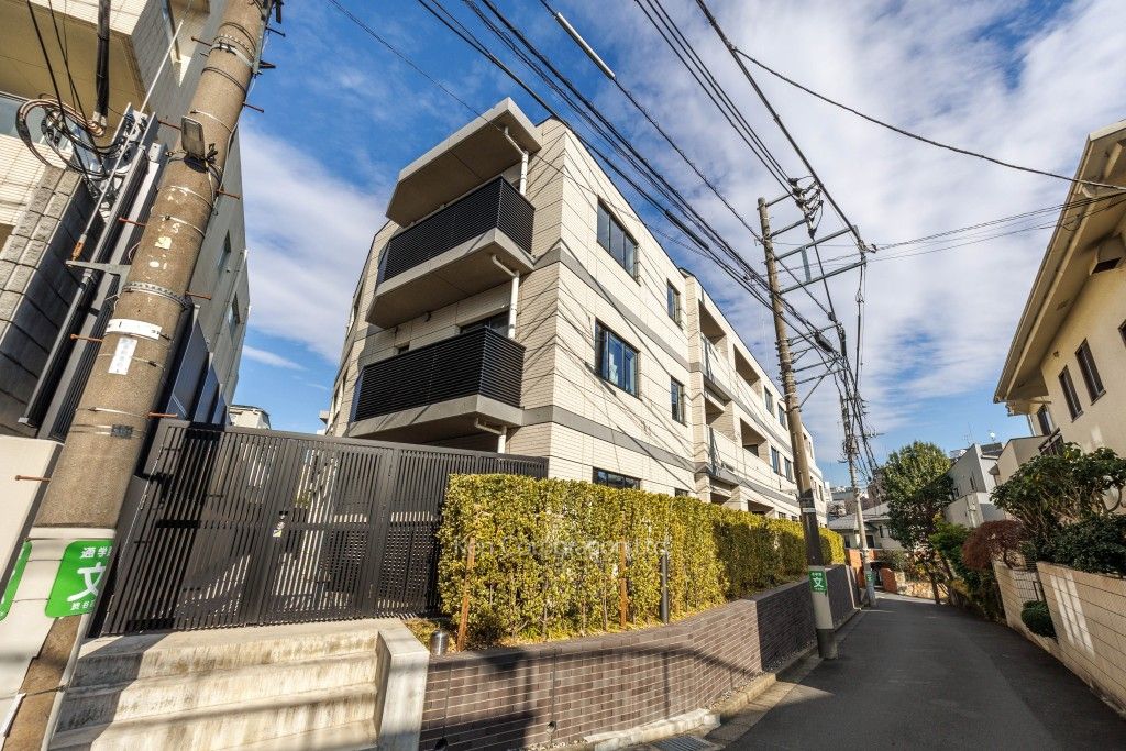 サンウッド元代々木町の写真 外観ひき