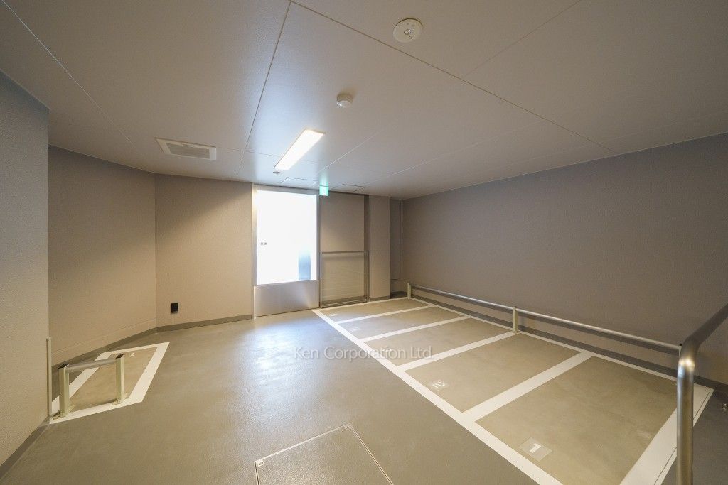 プラウド渋谷東の写真  バイク置き場