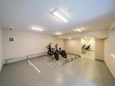  バイク置き場