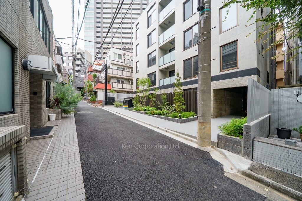 EXAM赤坂の写真 前面道路