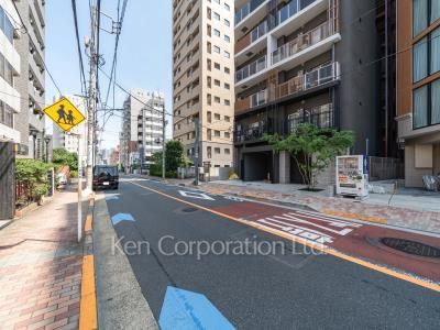 La Perla Takanawaの写真 前面道路