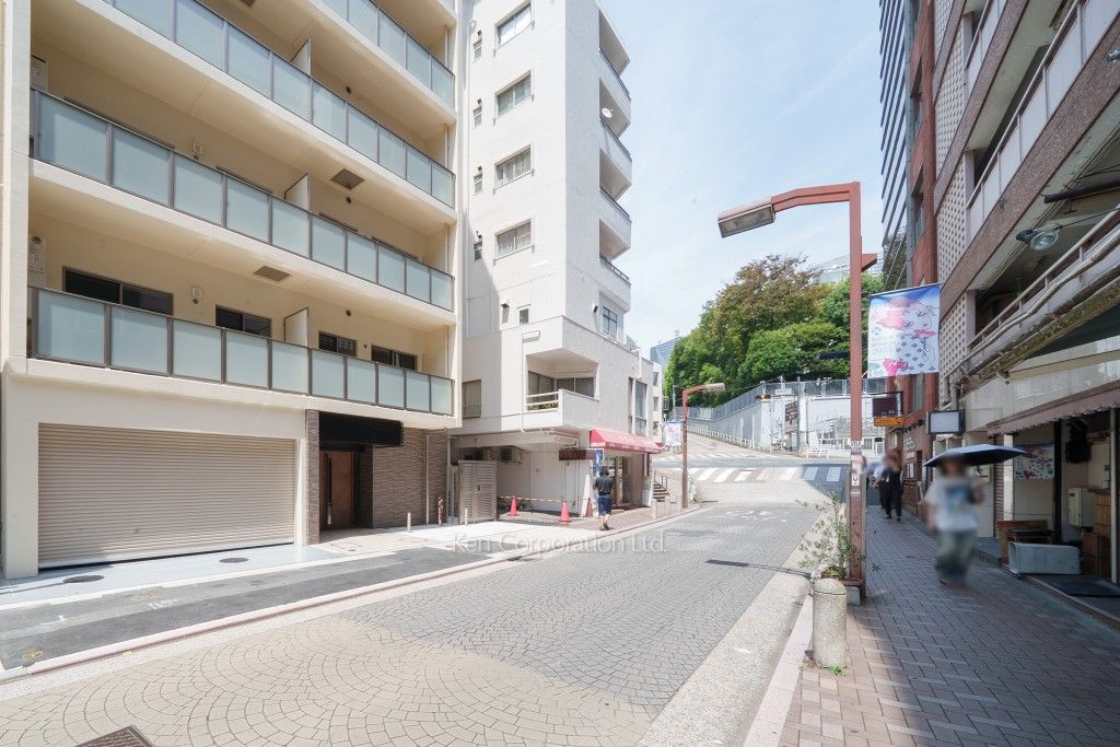 Raum麻布十番の写真 前面道路