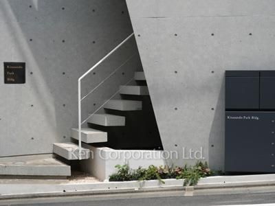 北参道パークビルの写真 外観ひき