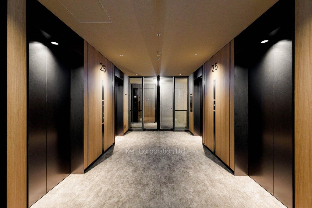 OIMACHI TRACKS RESIDENCE（大井町トラックスレジデンス）の写真 25F 廊下