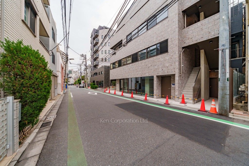 THE KOGAICHOの写真 前面道路